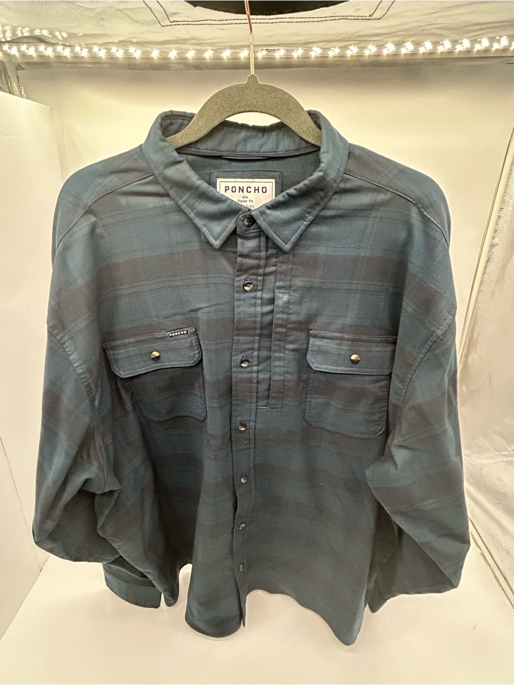 Poncho Powder River Blue Goose Plaid Flannel With Magnetic Pockets XXL